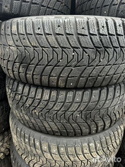 Michelin X-Ice North 3 205/55 R16