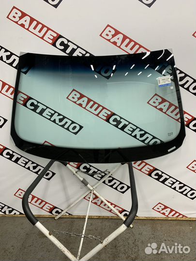 Лобовое стекло Peugeot 405 Установка 1ч