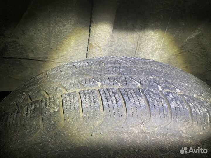 Aeolus ADW 80 195/65 R15 30H