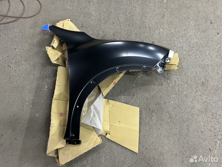 Крыло правое Nissan Juke