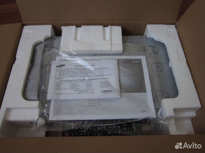 Blu ray плеер samsung BD-F5500 Новый