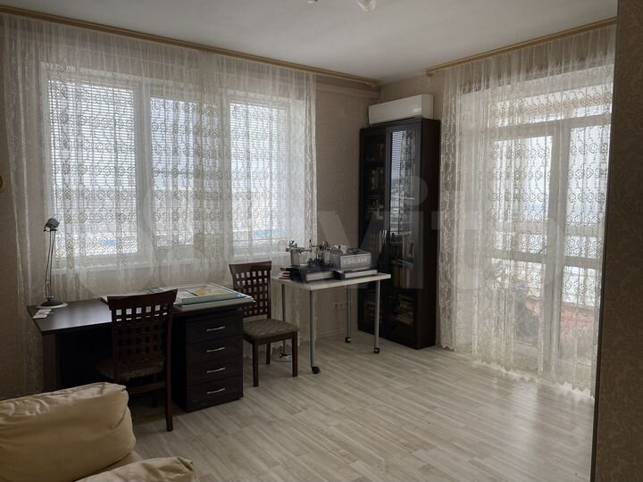 3-к. квартира, 130 м², 10/17 эт.