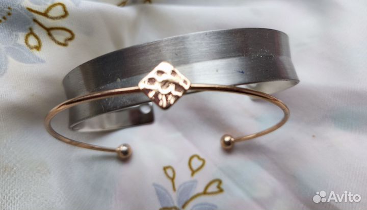 Орифлейм Бохо Серьги - кисть и набор браслетов