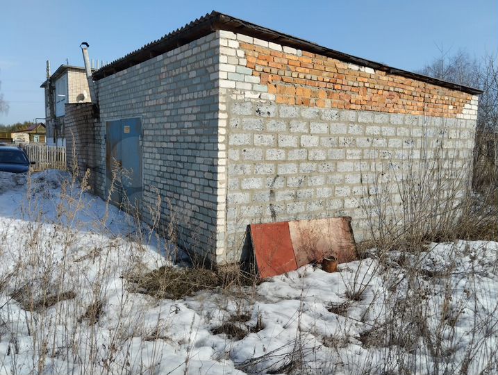 Гараж, > 30 м²