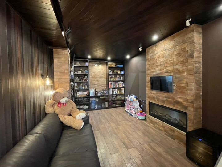 Дом 207 м² на участке 3 сот.