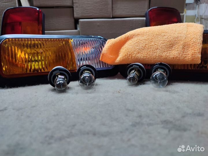 Надфарники герметичные 2 шт