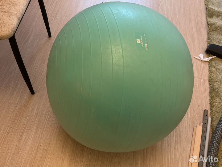 Гимнастический мяч