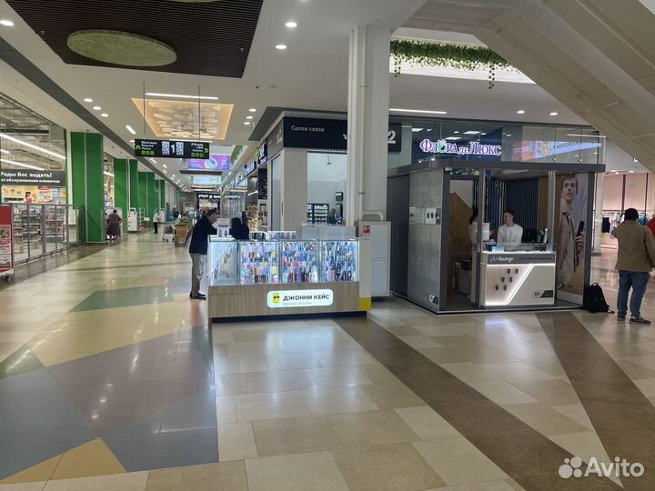 «Джонни Кейс» мобильных аксессуаров