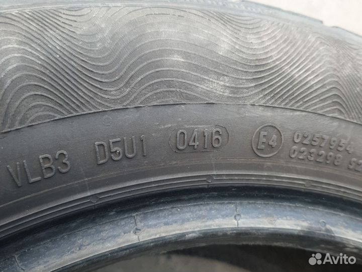 Continental ContiPremiumContact 5 215/55 R16