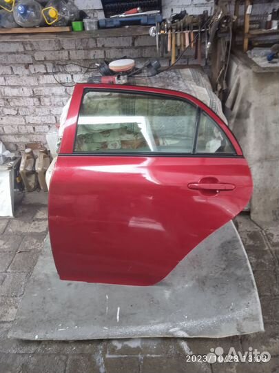 Дверь задняя левая Тойота 150
