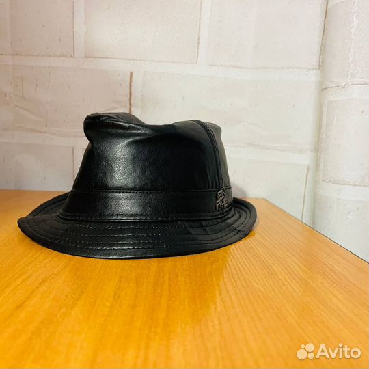 Шляпа мужская кожаная