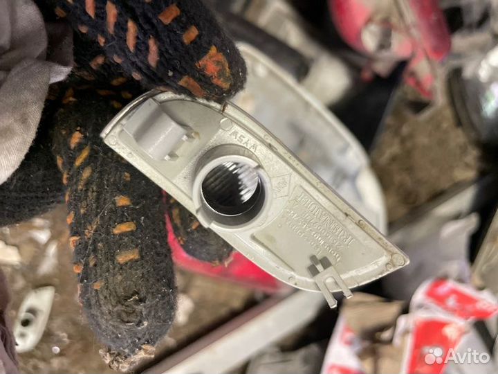 Указатель поворота правый Renault Logan