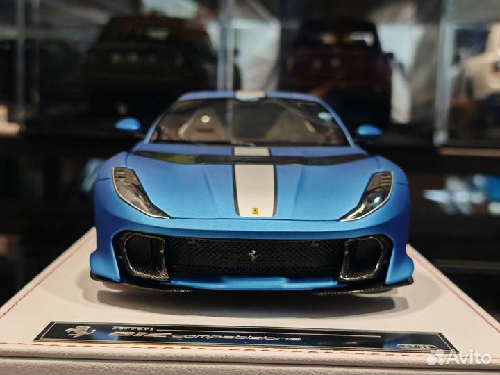 Ferrari 812 competizione blue metallic 1:18