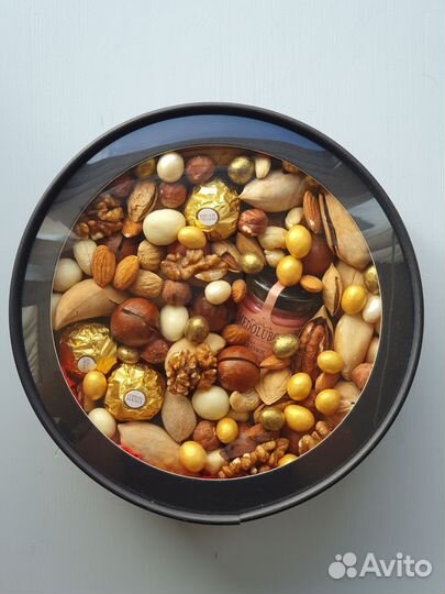 Подарочный бокс