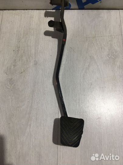 Педаль тормоза KIA cerato 2 1.6 мт седан