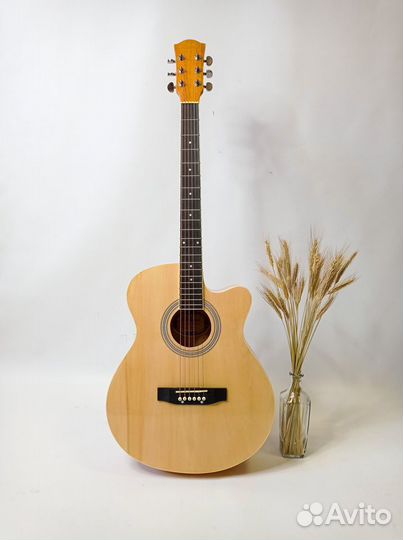 Акустическая гитара