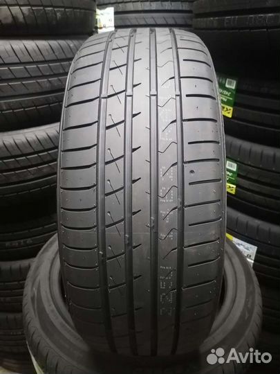 Habilead HF330 215/40 R17