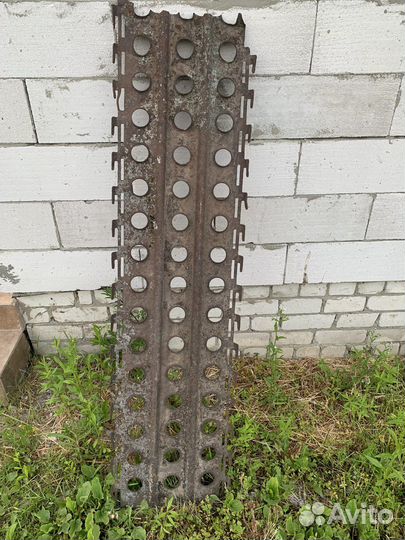 Трак противобуксовочный