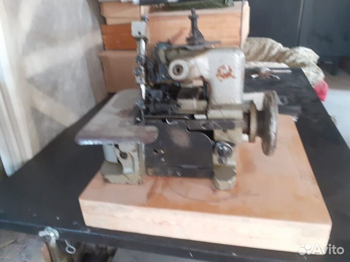 Оверлоки бу