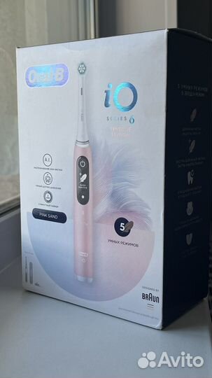 Электрическая зубная щетка oral b io6