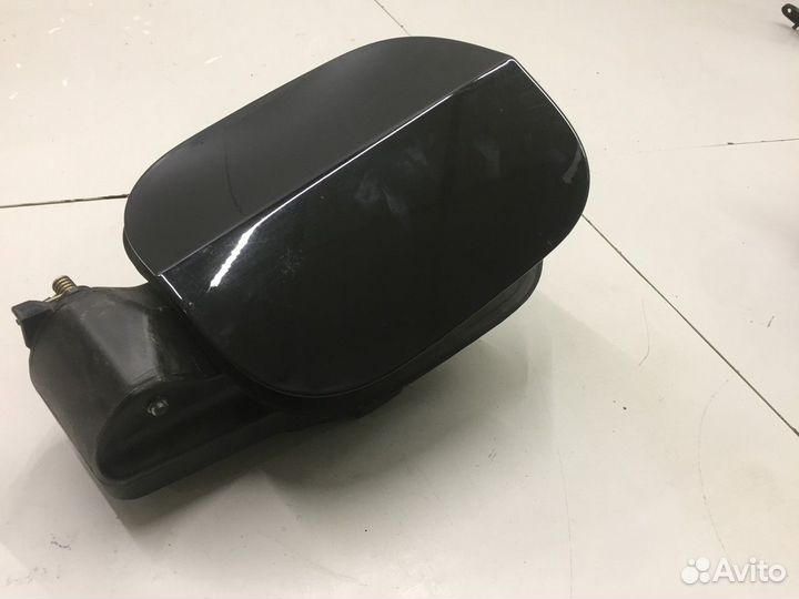 Лючок бензобака (Hyundai Equus)