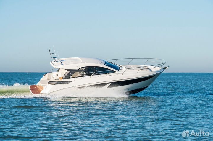 Моторная яхта Beneteau Gran Turismo 41