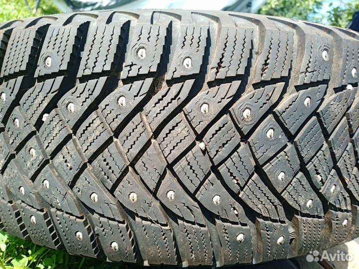 R16 Goodyear Ultra Grip Ice Arctic 2 205/55, PCD 0x98 DIA 10