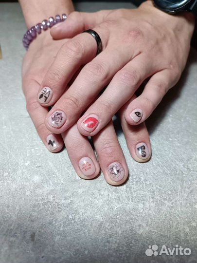 Маникюр/педикюр в студии/на дому