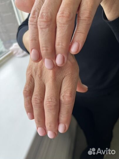 Нужна модель на маникюр