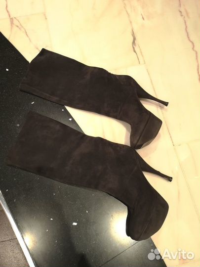 Сапоги. Marni. Замша. Оригинал. 38 р