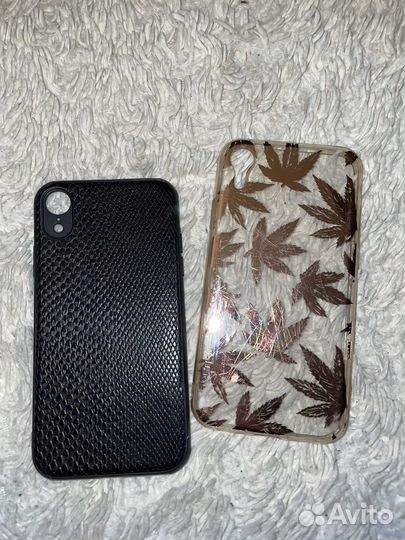 Чехлы на телефон iPhone XR