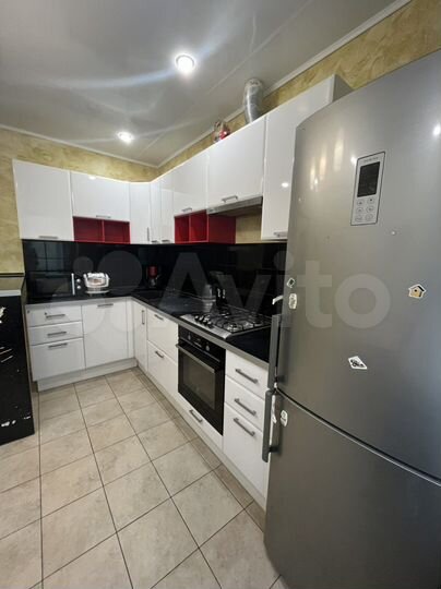 3-к. квартира, 88 м², 1/9 эт.