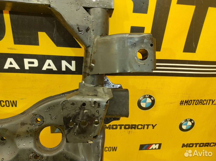 Подрамник передний Mercedes-Benz W639 M272.978 3.5