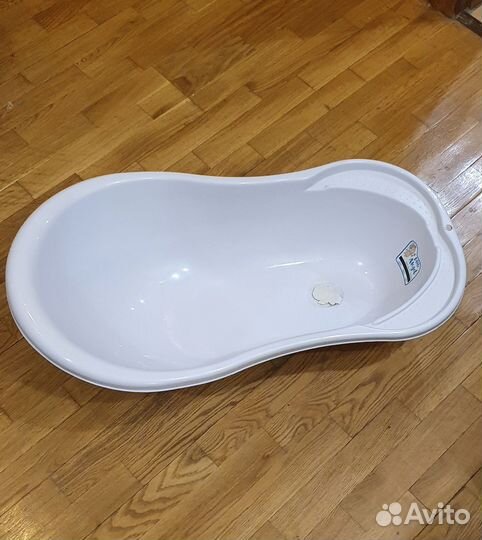 Детская ванночка со сливом и термометром