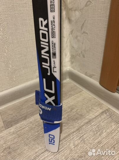 Беговые лыжи и ботинки