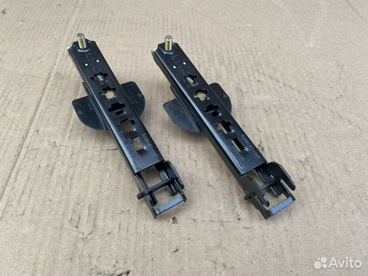 Механизм регулировки ремня безопасности Audi A4 B5