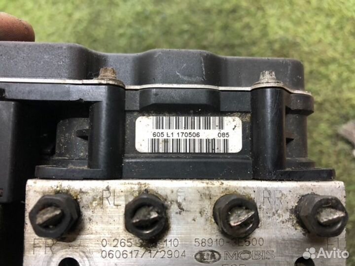 Блок abs Kia Sorento BL D4CB 2007