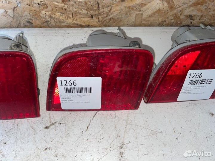 Противотуманная фара задняя левая Toyota Land