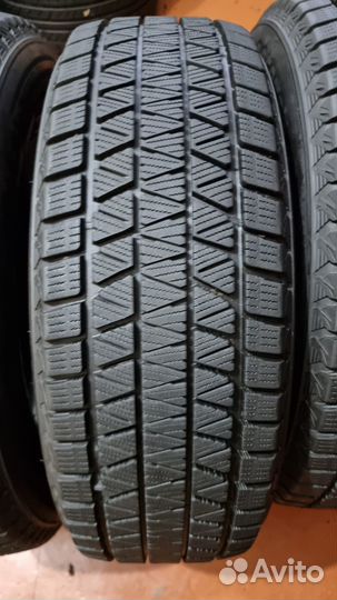 Bridgestone Blizzak DM-V3 235/65 R18
