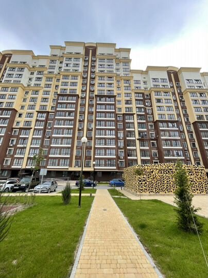 2-к. квартира, 50 м², 4/18 эт.