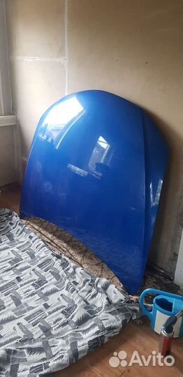 Капот на subaru impreza GH2