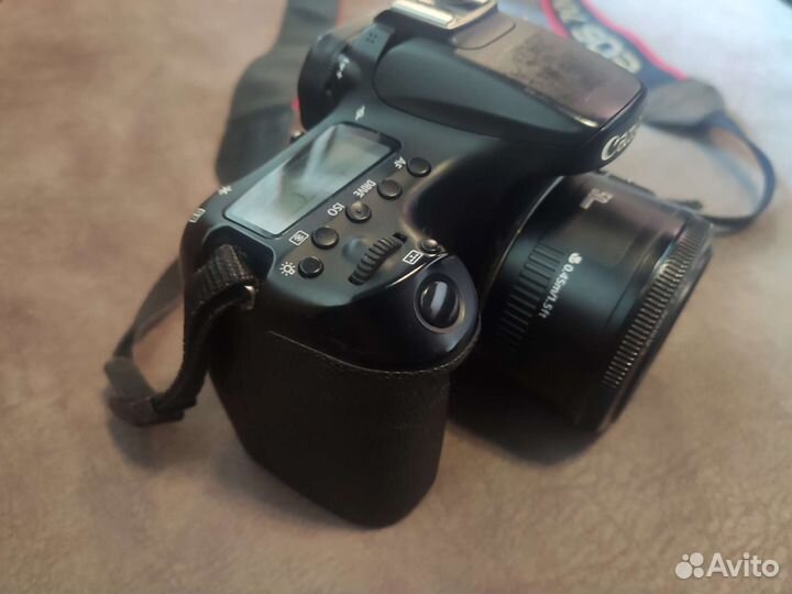 Зеркальный фотоаппарат canon EOS 70D