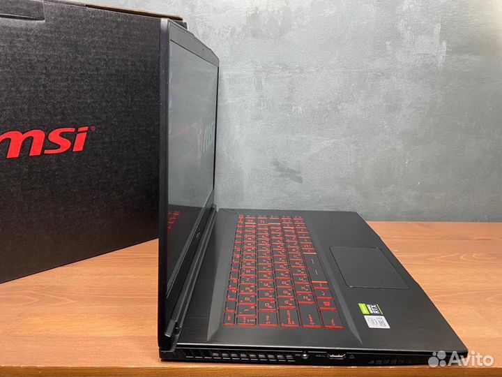 MSI GF65 15,6