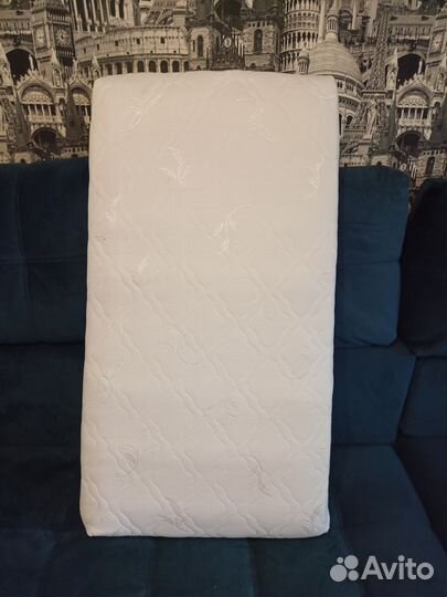 Кроватка для новорожденных