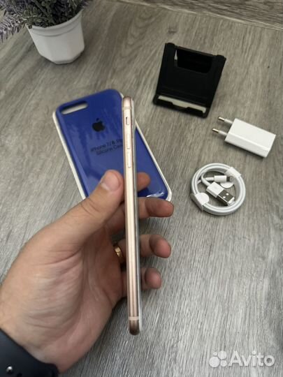 iPhone 8 Plus, 64 ГБ