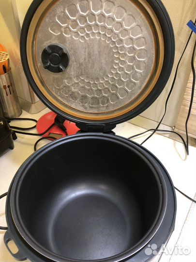 Мультиварка Redmond RMC-M252