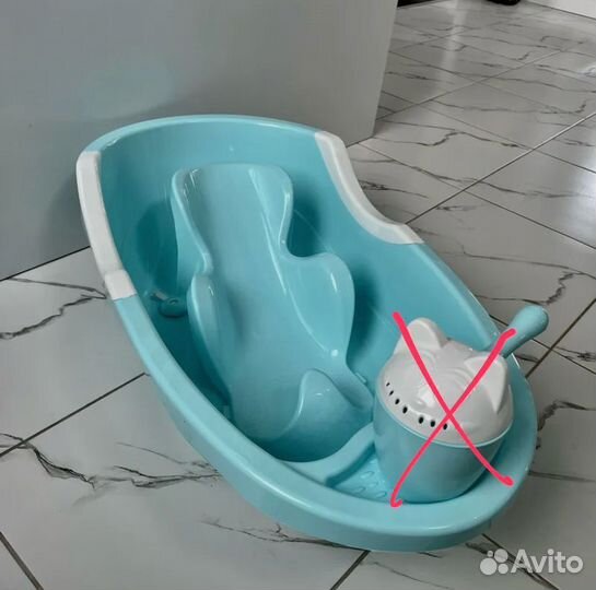 Ванночка для купания с горкой