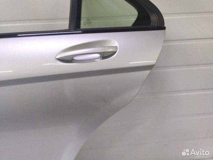 Дверь Mercedes C W204