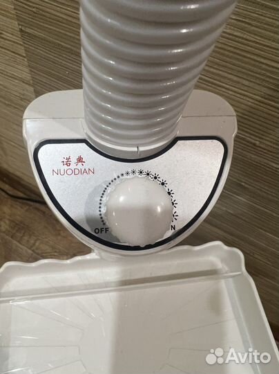 Лампа-лупа косметологическая