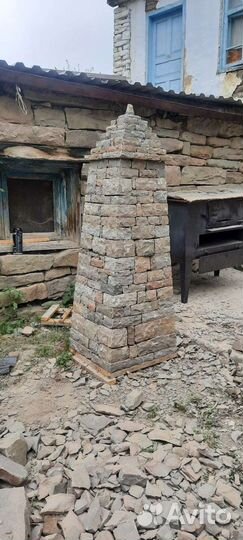 Водопад и башни из горного речного камня